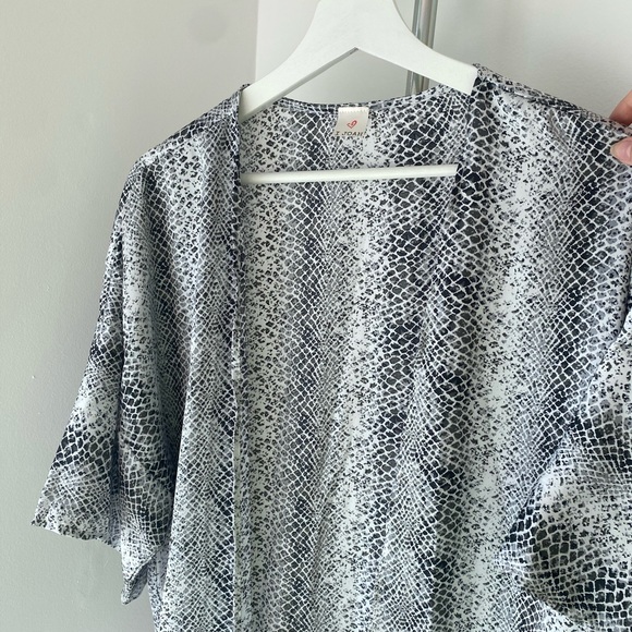 Mendocino Top - Picture 2 of 4